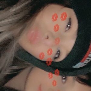 Meet your Posher, Nikki